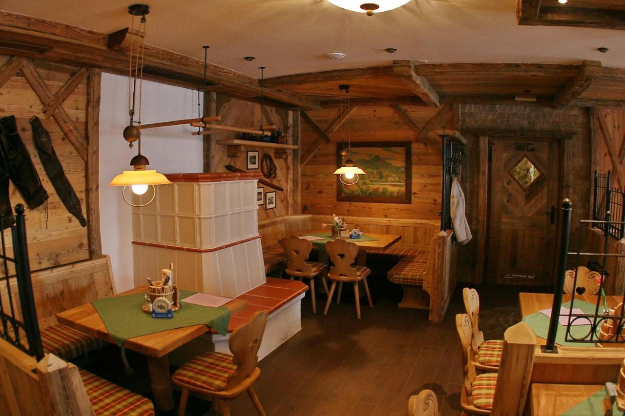 Hotel Altwirt Lenggries Quarto foto